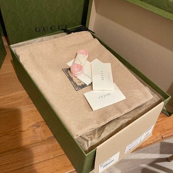 GUCCI 697882 BASKET \